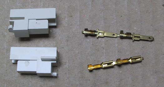 Cosse électrique plate femelle avec isolant pour Mobylettes Motobécane,  MBK, Peugeot, etc.