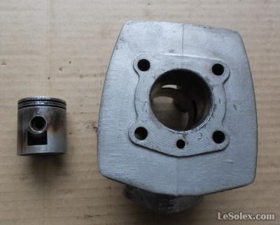 Cylindre piston  peugeot 103 occasion  